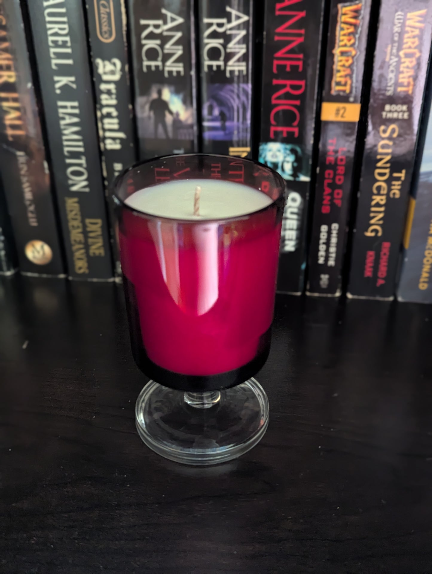Vintage ruby candle - 4oz