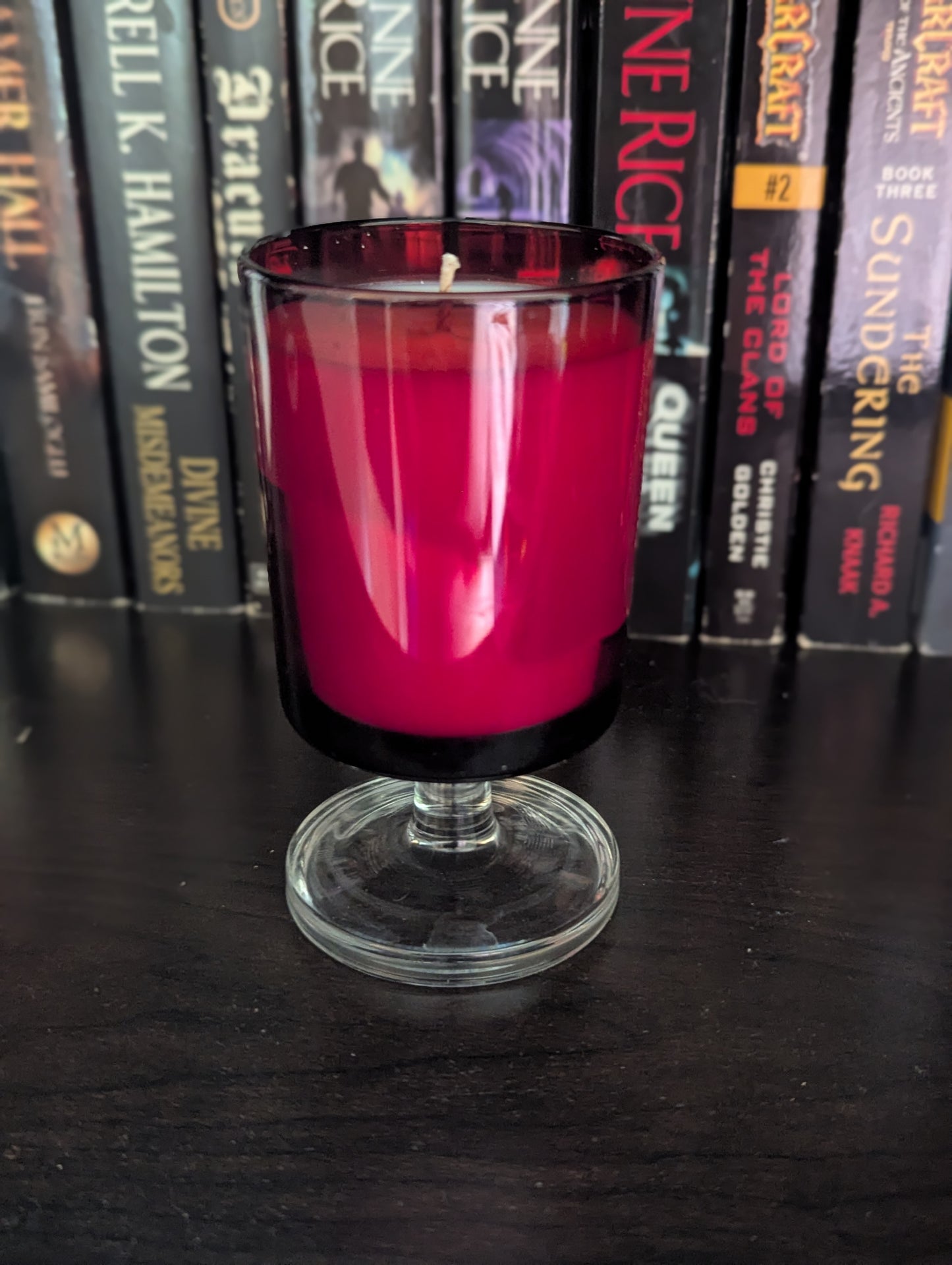 Vintage ruby candle - 2.5oz